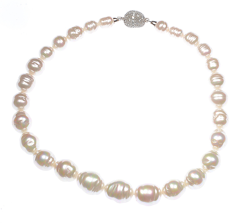 LARGE STRING OF MAJORICA CULTURED PEARLS