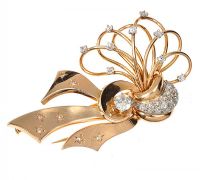 GOLD AND DIAMOND-SET BROOCH at Ross's Online Art Auctions
