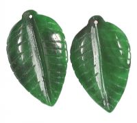 CARVED JADE EARRING DROPS at Ross's Online Art Auctions