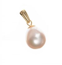 9CT GOLD AND FRESHWATER PEARL PENDANT at Ross's Online Art Auctions