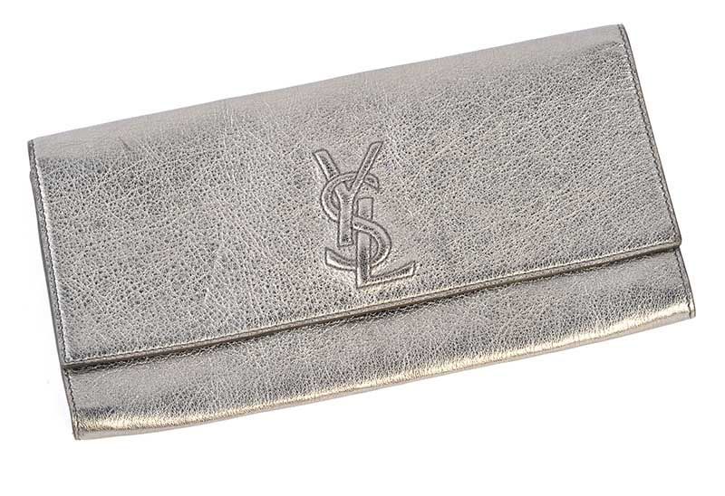 VINTAGE 1980'S YSL CLUTCH BAG IN METALLIC SILVER LEATHER